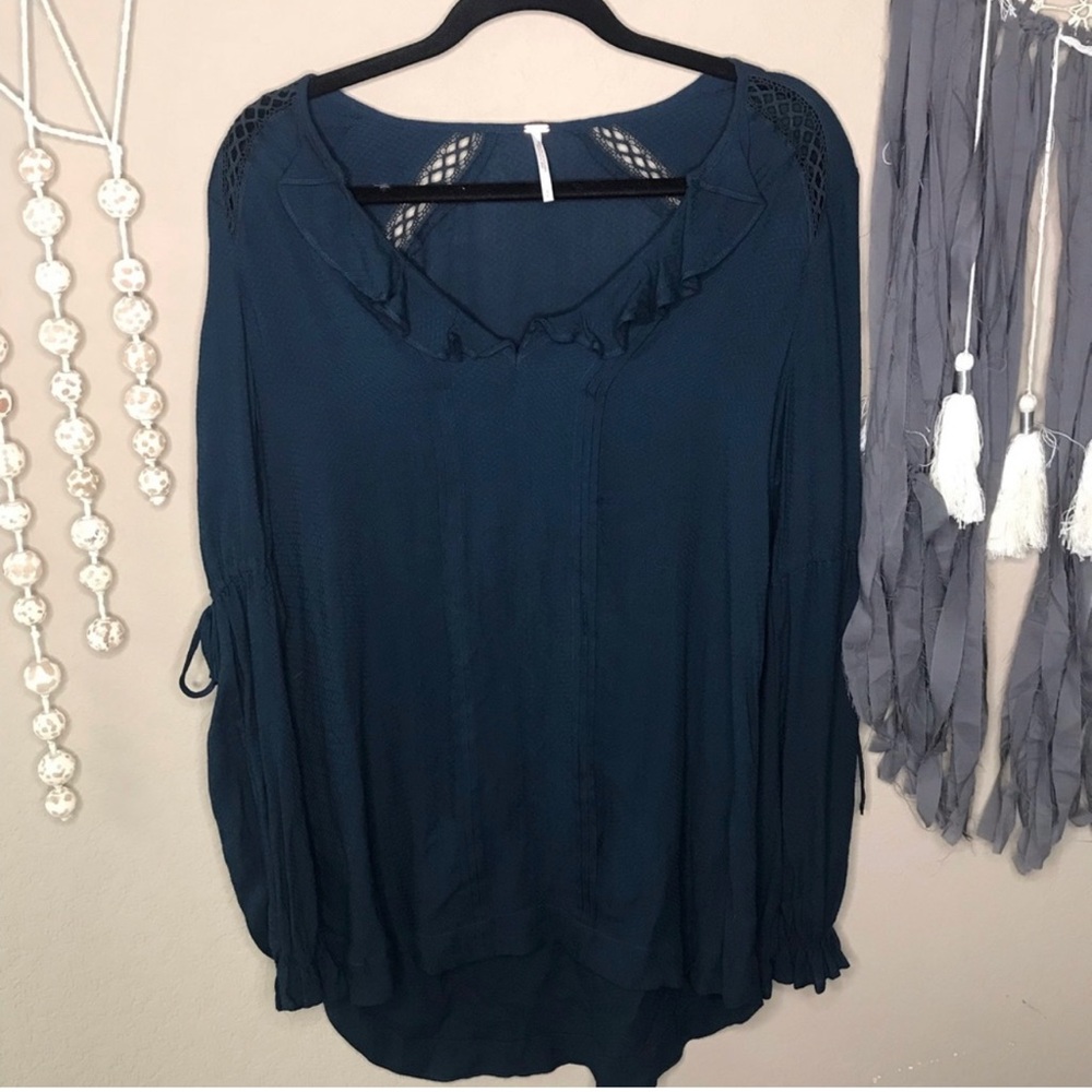 Free People navy ruffle crochet top - Picture 5 of 5